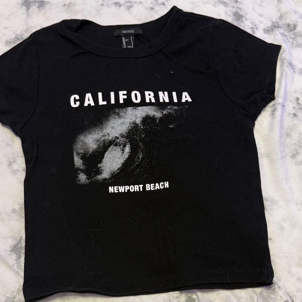 Forever 21 Kids Black California Wave Tee